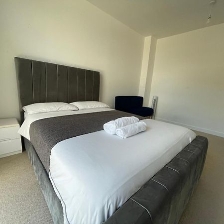 Riverside Rooms And Apartments Londres Extérieur photo