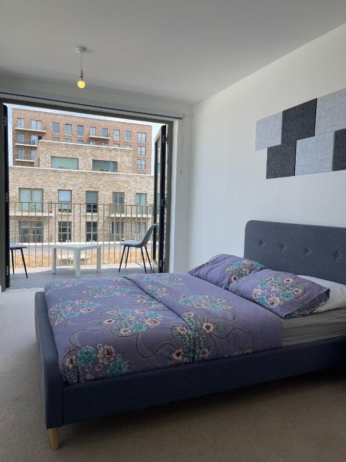 Riverside Rooms And Apartments Londres Extérieur photo