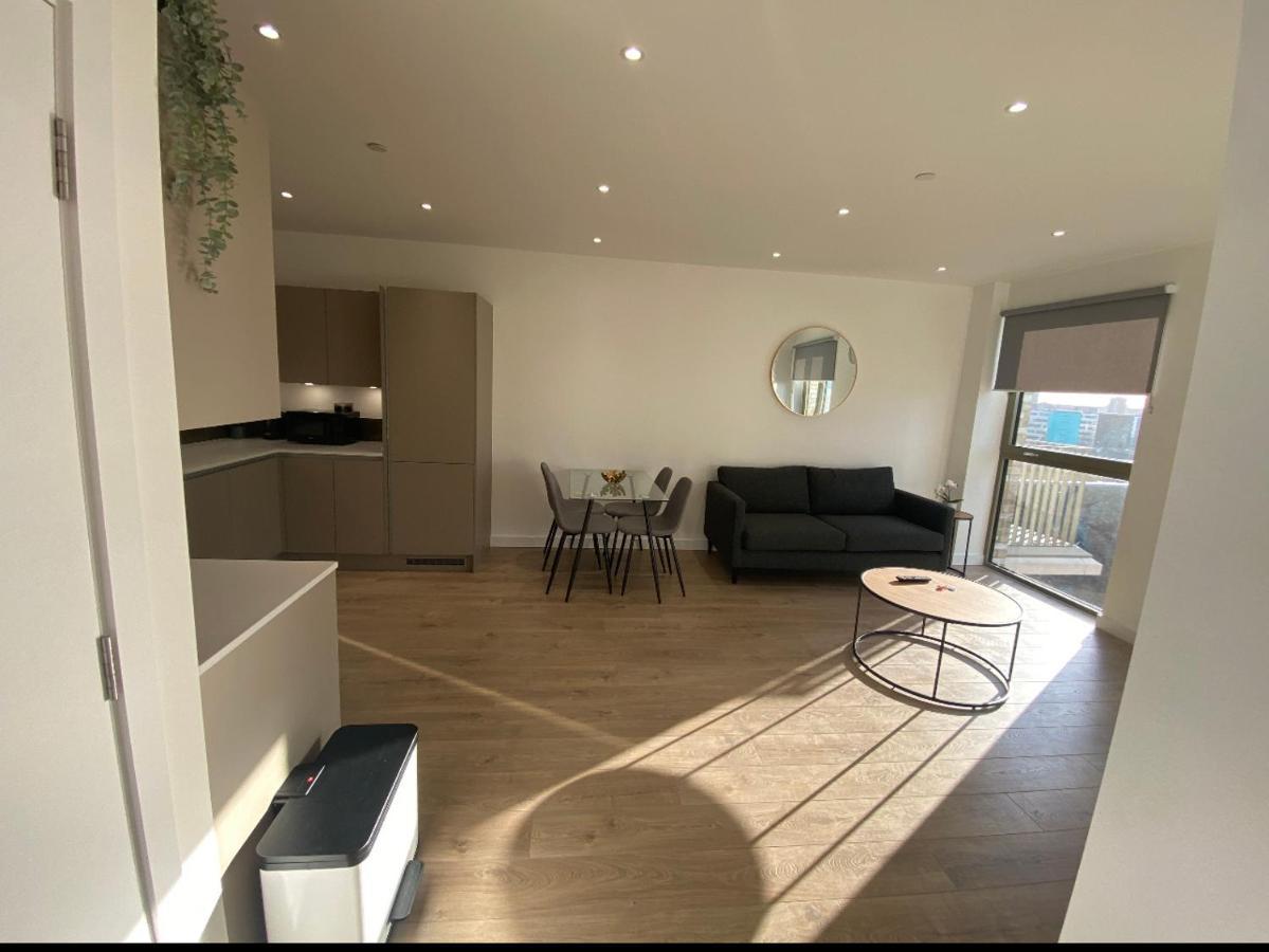 Riverside Rooms And Apartments Londres Extérieur photo