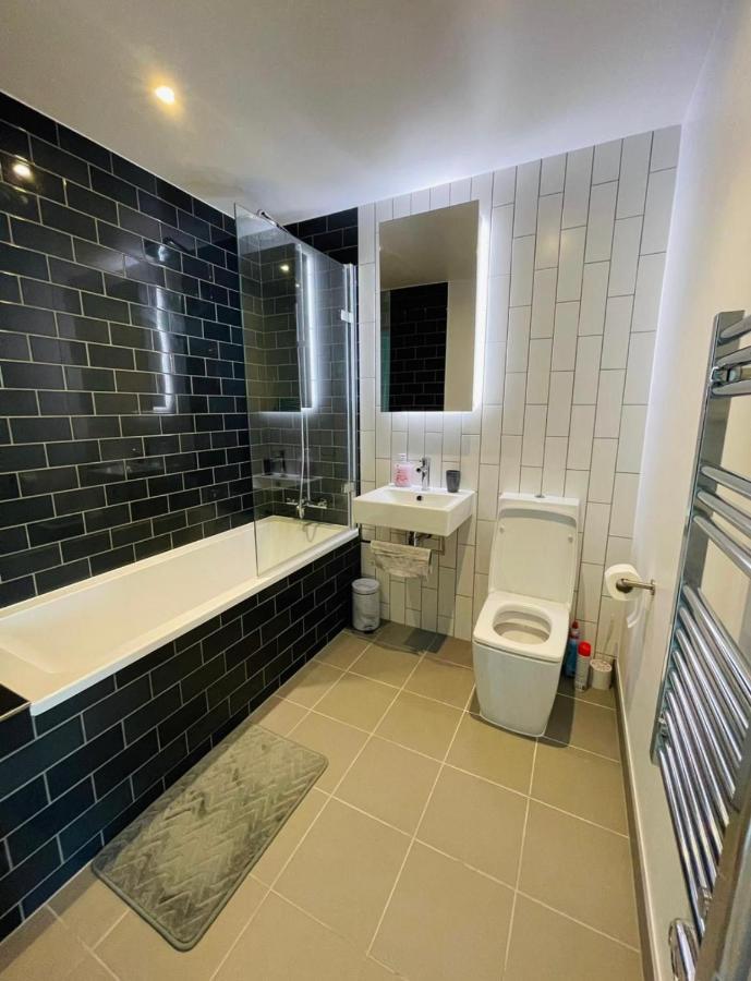 Riverside Rooms And Apartments Londres Extérieur photo