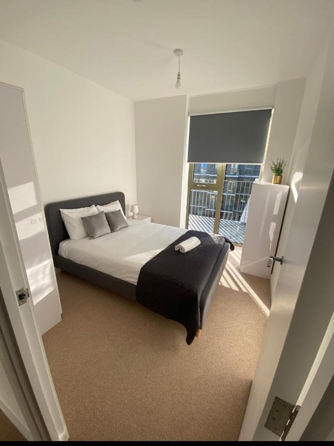 Riverside Rooms And Apartments Londres Extérieur photo