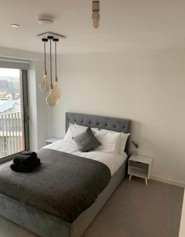 Riverside Rooms And Apartments Londres Extérieur photo