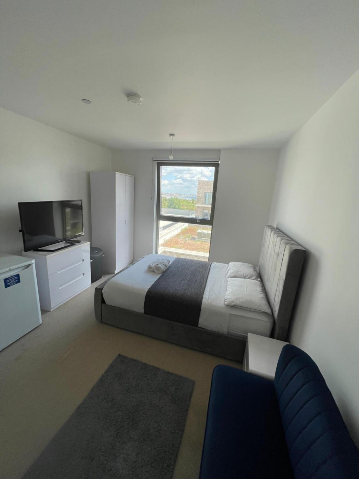 Riverside Rooms And Apartments Londres Extérieur photo